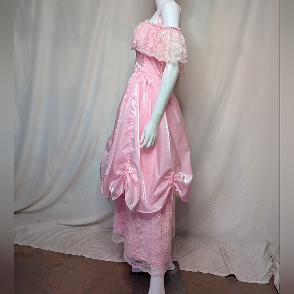 Vintage 70s Pink Iridescent Taffeta & Lace Off Shoulder Ball Gown Fairy Princess - Picture 10 of 14
